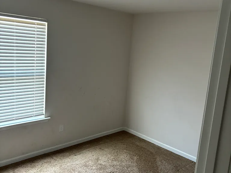 311 Ashwood Way — Photo 7