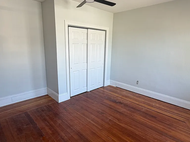49 Blackamore Ave #2 — Photo 8