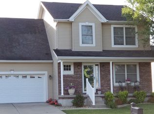 2916 Tanner Rd, Springfield, IL 62702