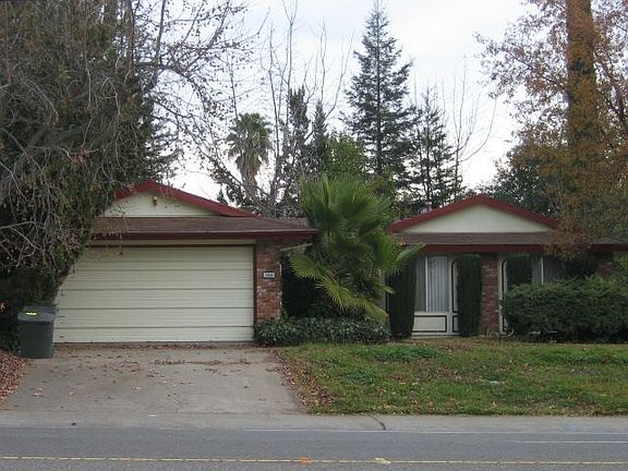 3rd image of 5006 Dewey Dr