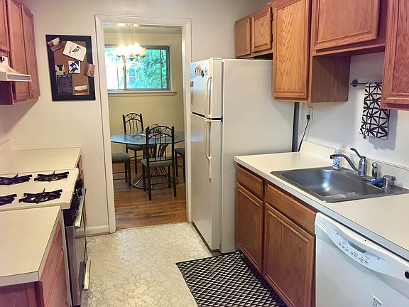 4th image of 3316 13th St N APT 1