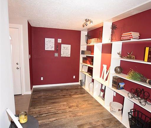 4th image of 4335 Saffron Ln