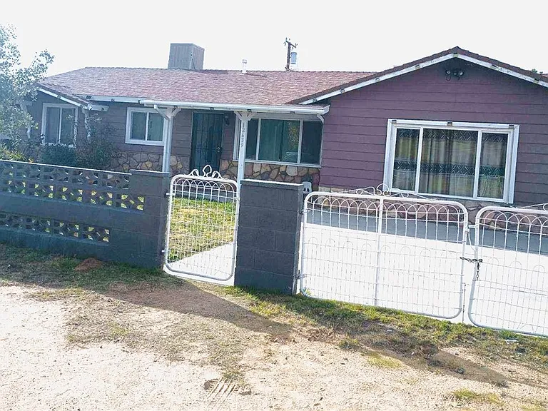 12639 Esther St — Photo 2