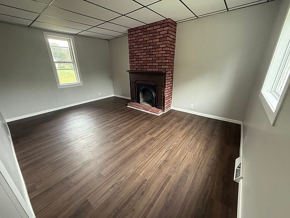 3rd image of 501 W 1st Ave