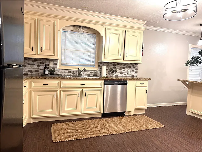 1813 Hatwell St #1 AND A — Photo 8