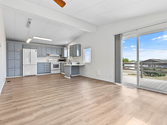 5th image of 3744 Sinclair Dr