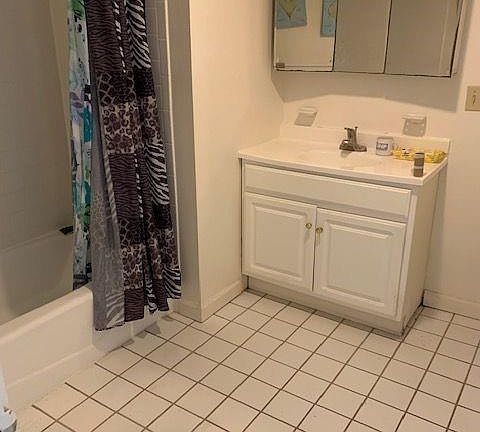 5th image of 98A Hoyt St #T1