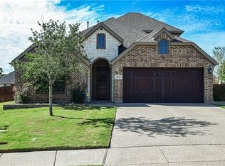 1217 Burkburnett Dr, Weatherford, TX 76087