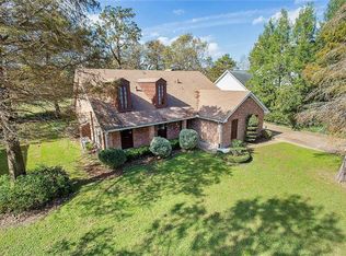 448 Timberlane Dr, Gretna, LA 70056