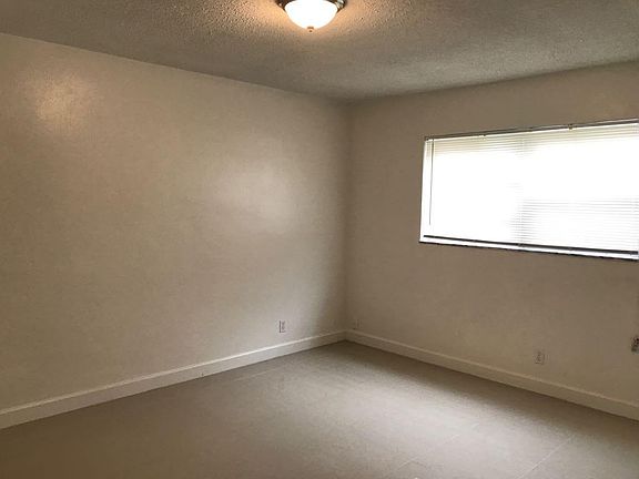 4th image of 2019 Jackson St APT 107