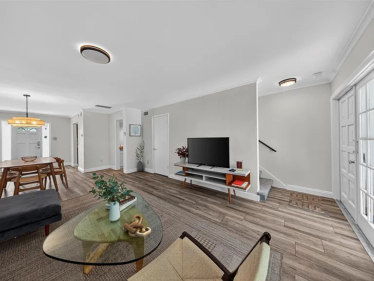 2708 NE 14th Street Cswy #2 — Photo 38