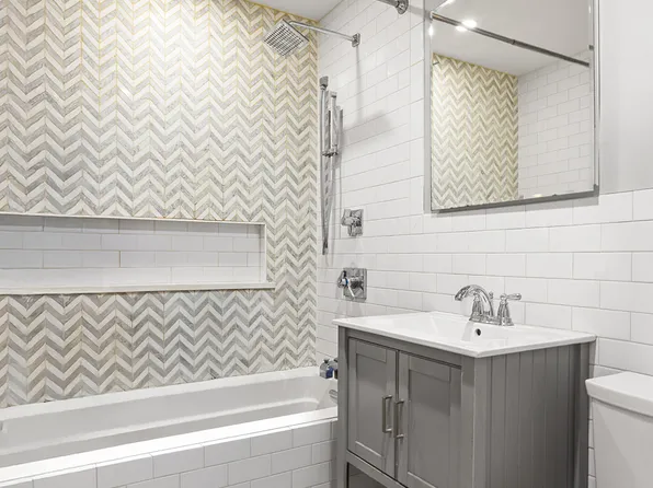 621 Putnam Avenue image 12 of 17