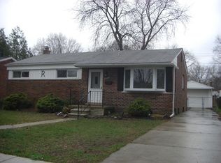 9003 Rockland Ave, Redford, MI 48239