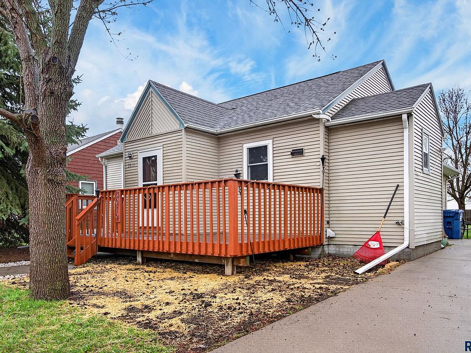 1st image of 3019 N Presentation Ct