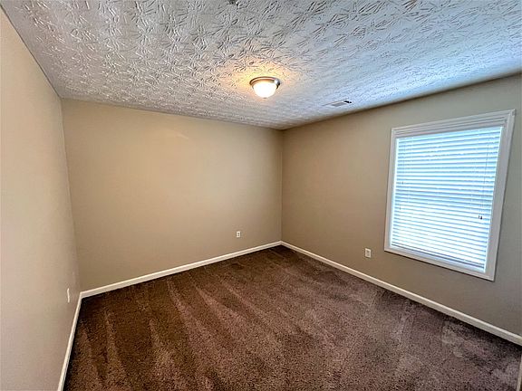 5th image of 1057 Wedgewood Ct
