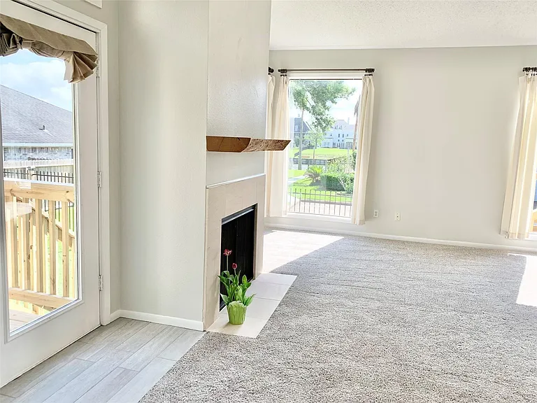2402 Intrepid Way — Photo 19