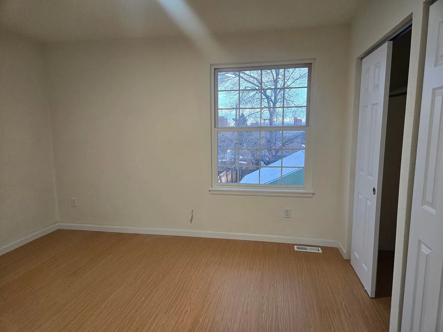 4 bed, 130 sqft, $800 — Photo 4