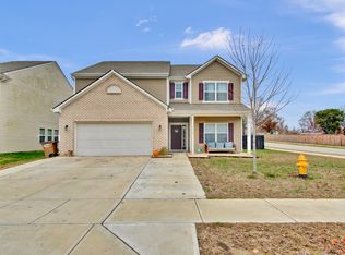 4418 Ashworth Ln, Columbus, IN 47201