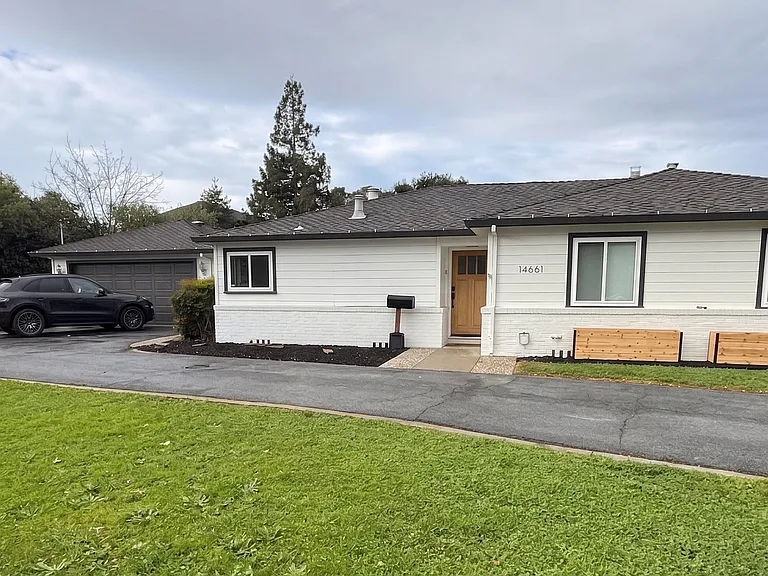 14661 Charmeran Ave — Photo 1