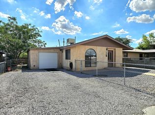 908 Rio Grande St, Las Cruces, NM 88001