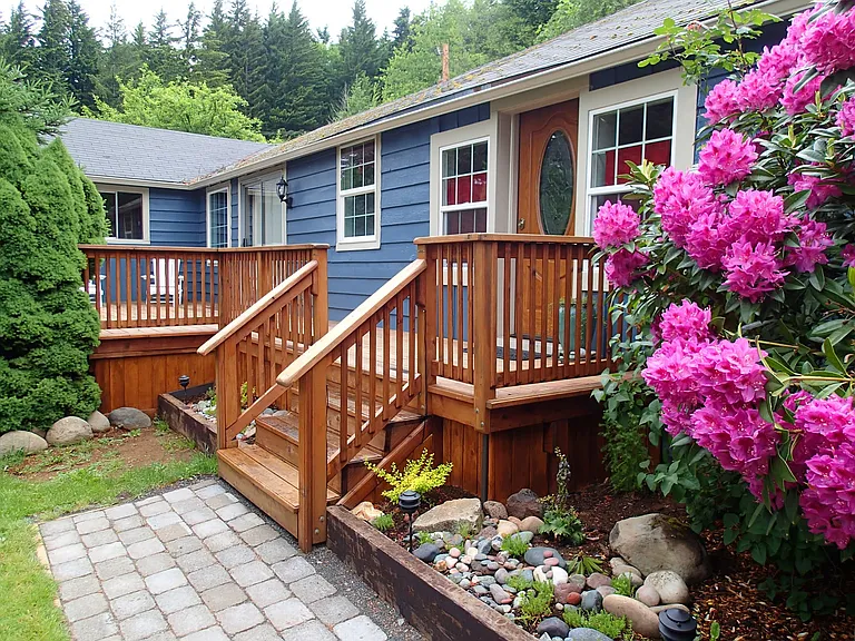 1462 Wind Mountain Rd — Photo 1