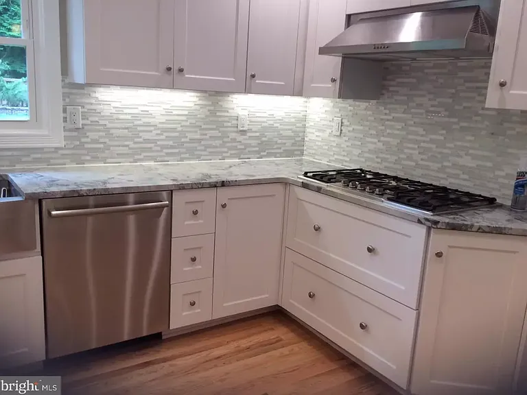 55 Montgomery St — Photo 10