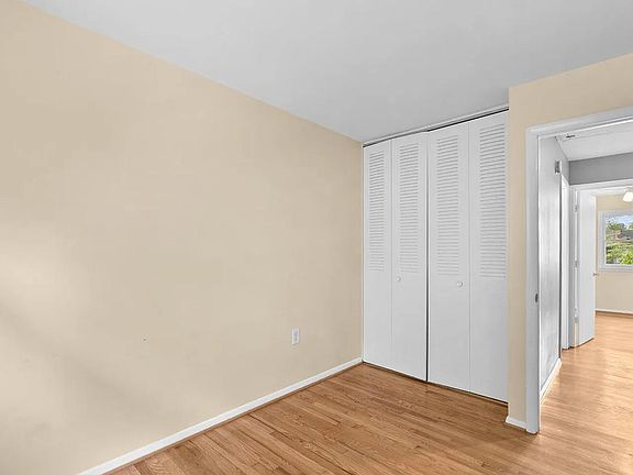 4th image of 109 W Orndorff Dr