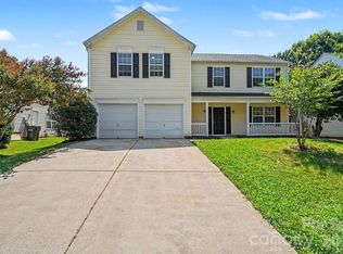9828 Aventide Ln, Charlotte, NC 28215