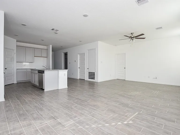 5715 Aurora Greens Ln — Photo 7