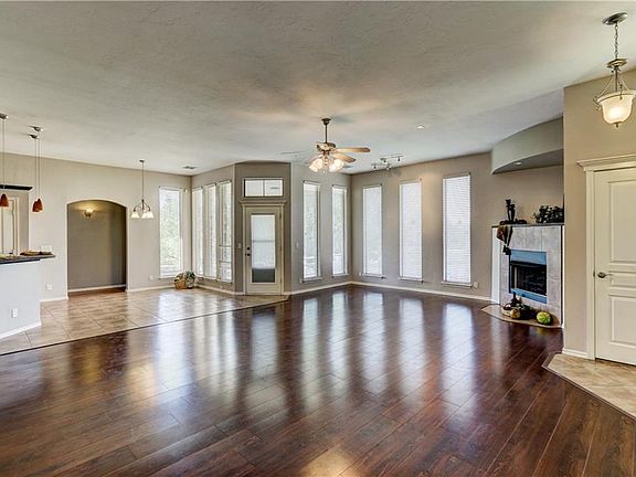 5th image of 2624 NW 165th Ter