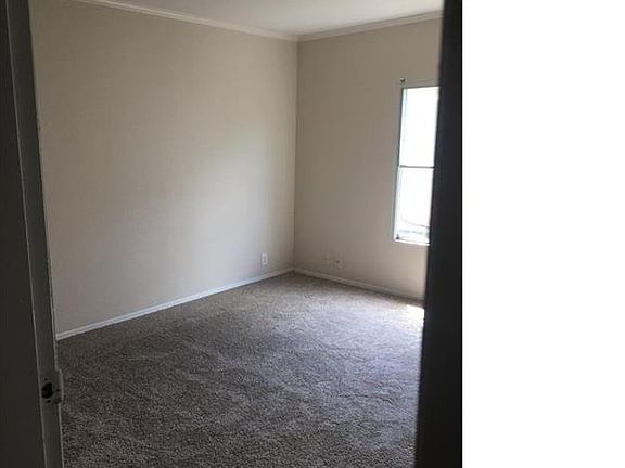 5th image of 11818 Greensbrook Forest Dr