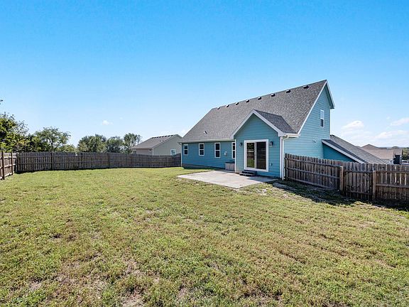 2nd image of 508 Fox Hollow Rd
