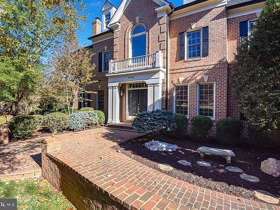 3rd image of 43562 Firestone Pl