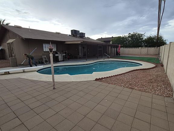 3rd image of 13823 N 34TH Avenue