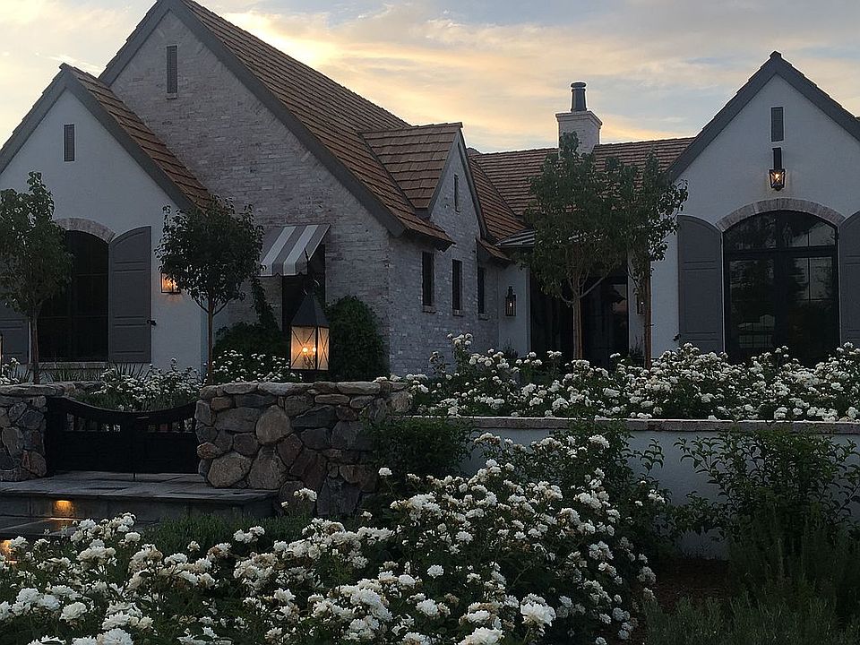 1st image of 5844 E Calle Del Sud