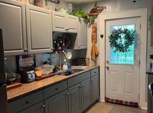27 Lane St, Morgantown, WV 26501