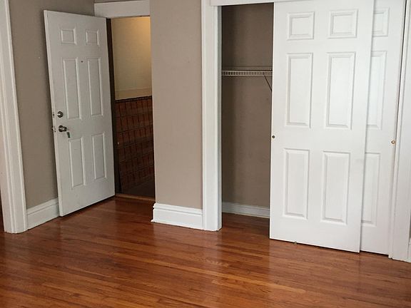 2nd image of 3137 Louisiana Ave