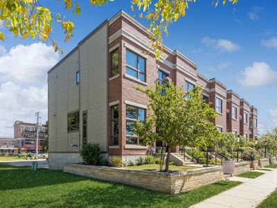 1008 2nd St SE, Cedar Rapids, IA, 52401