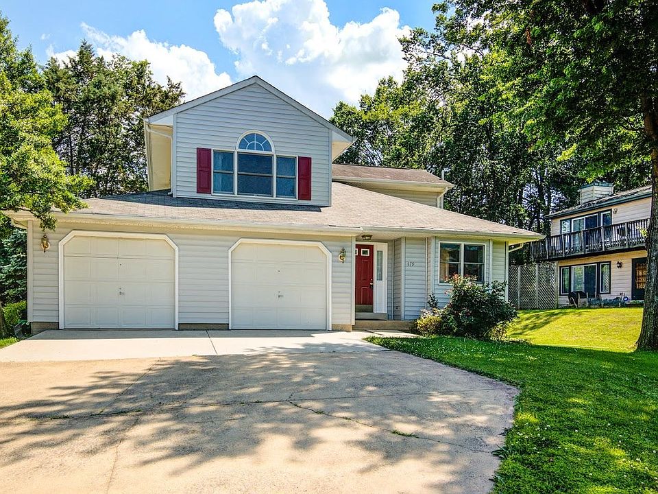 1st image of 479 Woodshire Ln