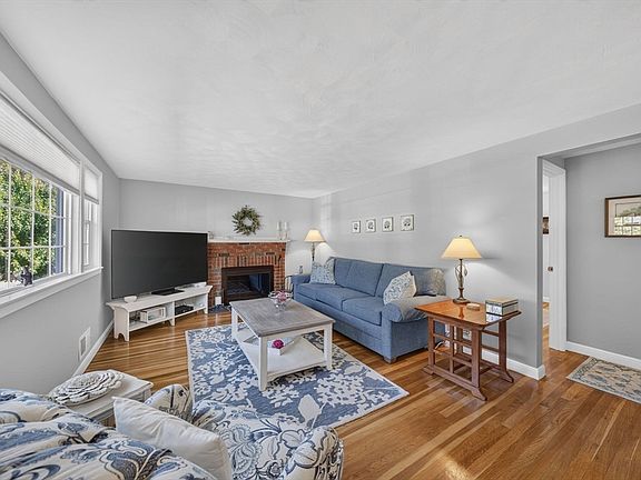 4th image of 81 Juniper Dr