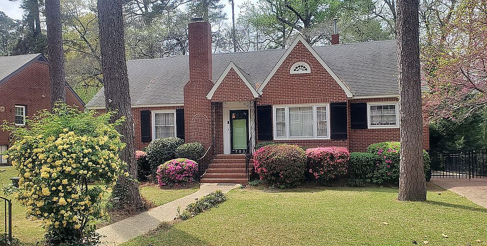 1st image of 703 Glenwood Dr
