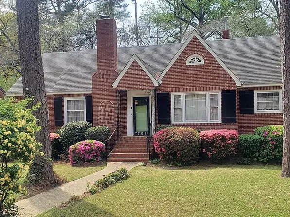 703 Glenwood Dr, Fayetteville, NC 28305