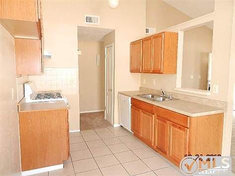3rd image of 9827 Gifford Dr