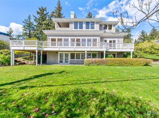 11209 Champagne Point Ln NE, Kirkland, WA 98034