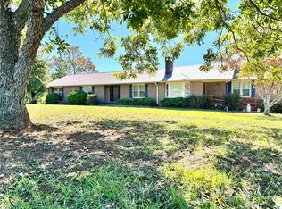 1137 Old Webb Rd, Anderson, SC 29626