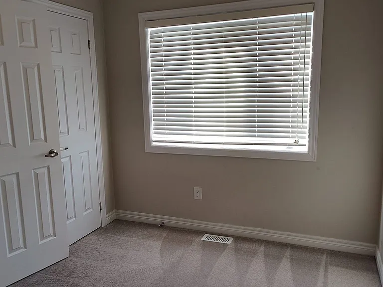 630 Linden Dr E — Photo 13