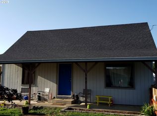 183 Valentine Ave, Sutherlin, OR 97479