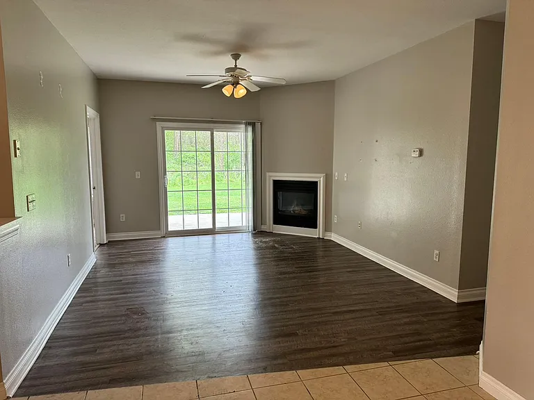 6443 Triple Crown Ln — Photo 3