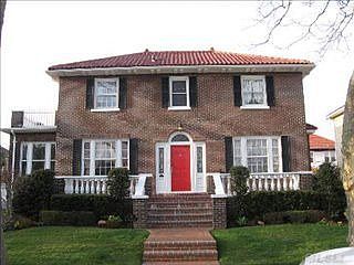 5th image of 49 E Olive St