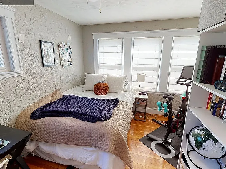 8 Arlington St #3 — Photo 2